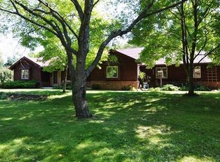 W286S4958 Woods Rd, Waukesha, WI 53189