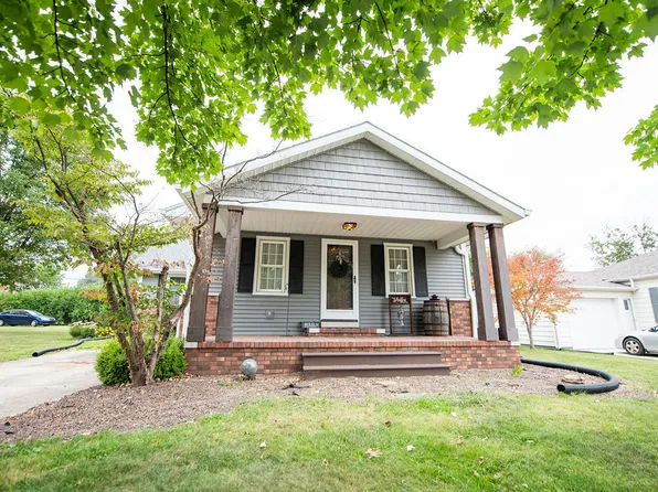 620 D St NE, Linton, IN 47441