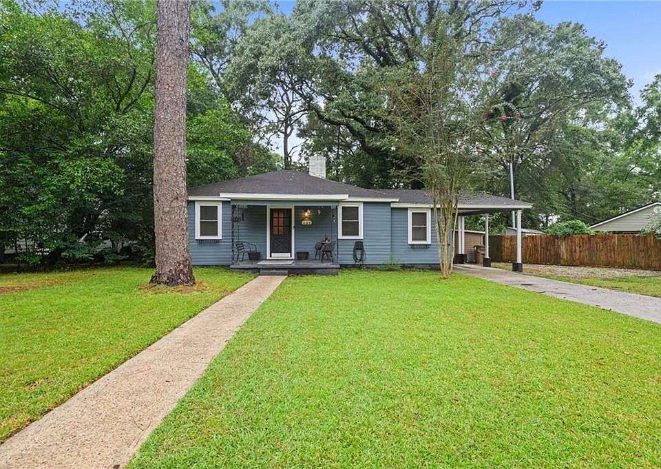 1st image of 359 Pineview Ln W