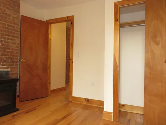 Rented by Rennit Inc. | media 9