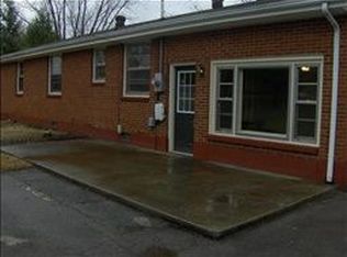 32 Dalewood Dr, Clarksville, TN 37042