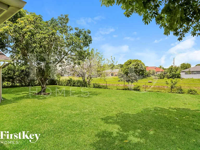 2514 SW Monterrey Ln — Photo 15
