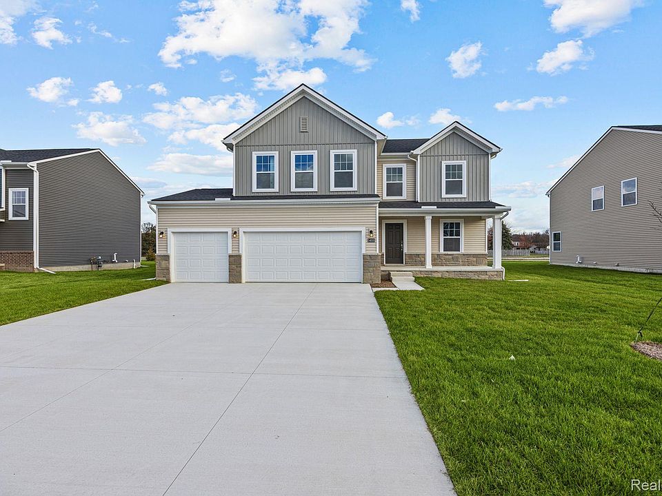 1st image of 54630 Heron Cir