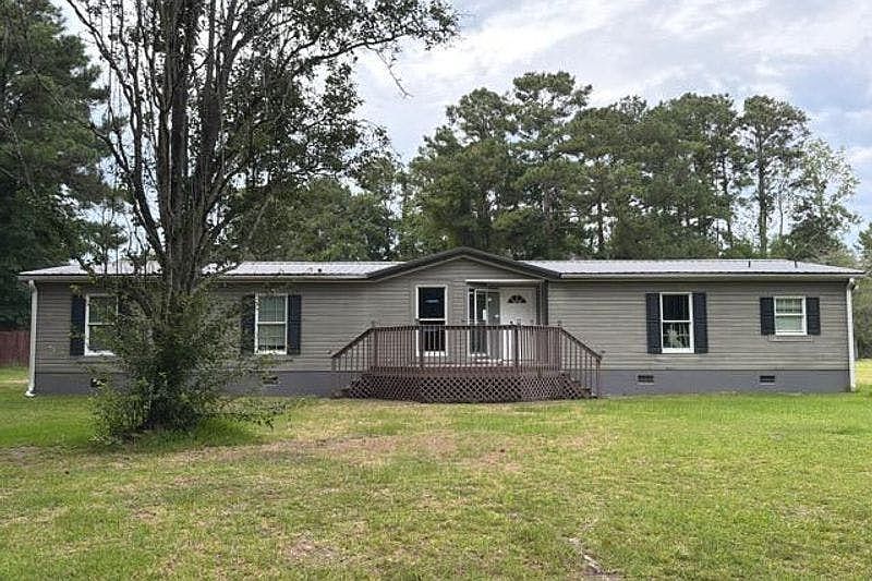 1st image of 106 Clements Dr