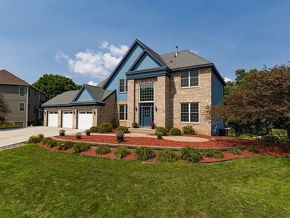 2nd image of 17168 Bainbridge Dr