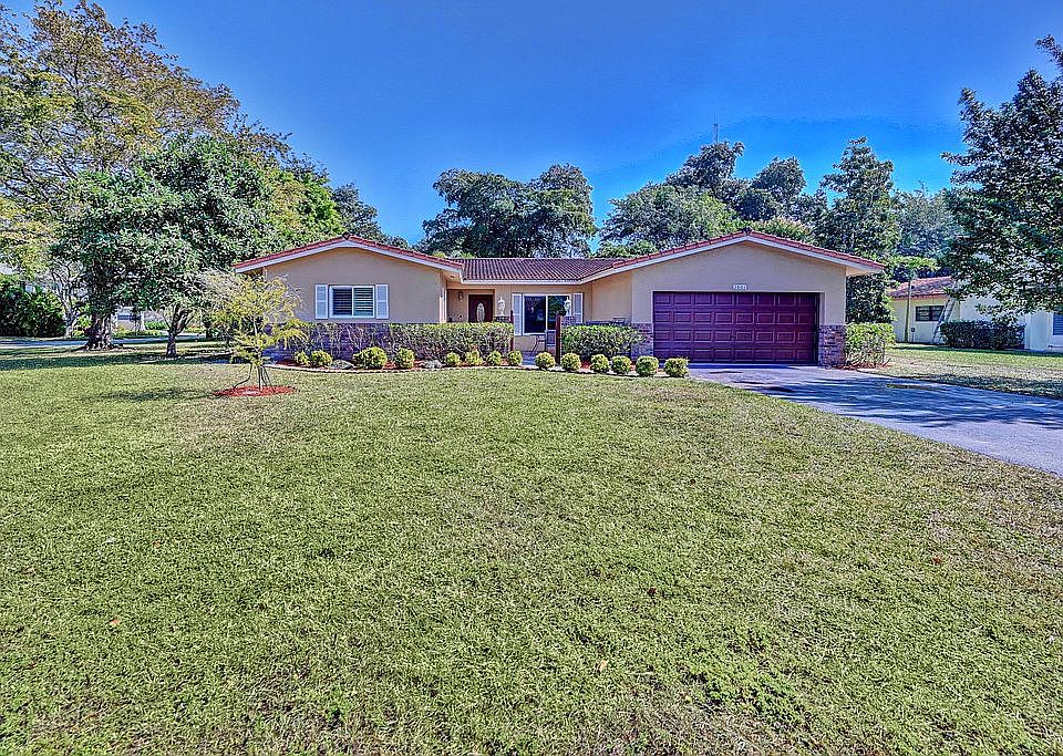1st image of 2801 NW 105th Ter