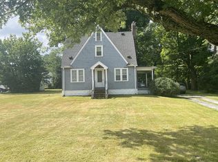 432 E Bath Rd, Cuyahoga Falls, OH 44223