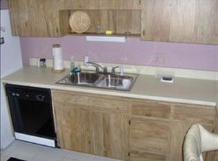 7845 Radcliffe Cir, Port Richey, FL 34668