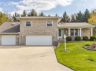 506 Bayside Dr, Metamora, IL