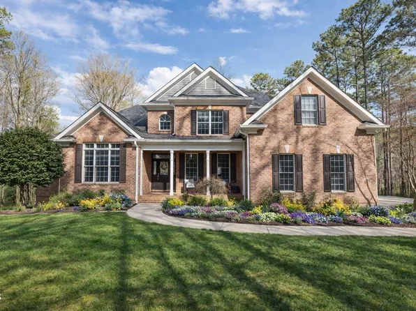 825 Oxbow Crossing Rd, Chapel Hill, NC 27516