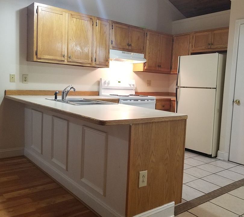 1st image of 1136 Dale Dr APT 1