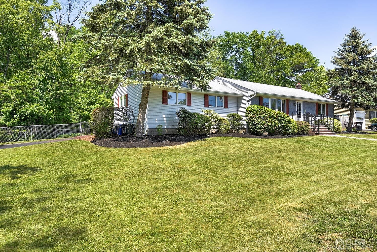 74 Lakeside Dr N, Piscataway, NJ 08854 Zillow