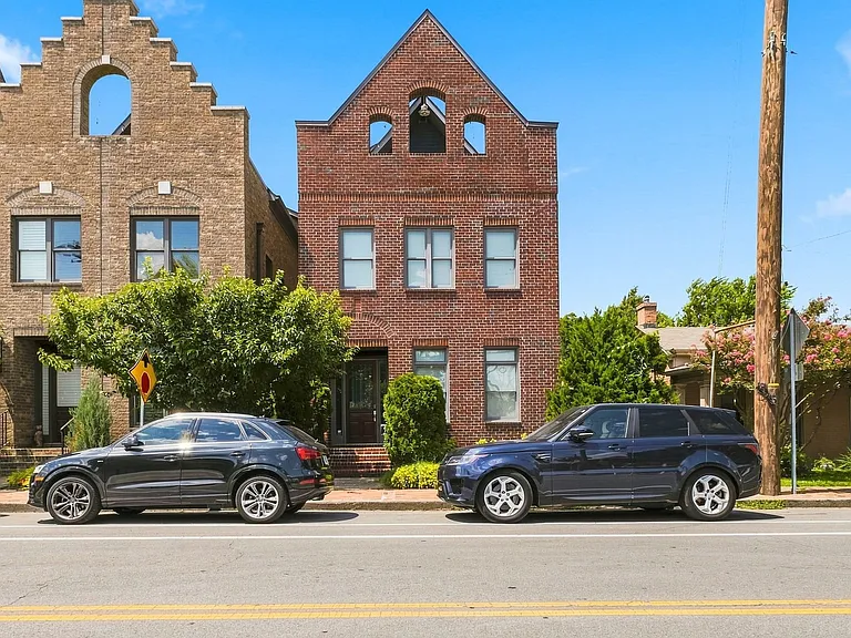 612 Monroe St — Photo 1