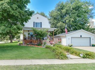 106 S Division St, Stanford, IL 61774