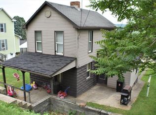 111 Hillside Way, New Castle, PA 16101