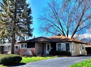 3611 Jay Ln, Rolling Meadows, IL 60008