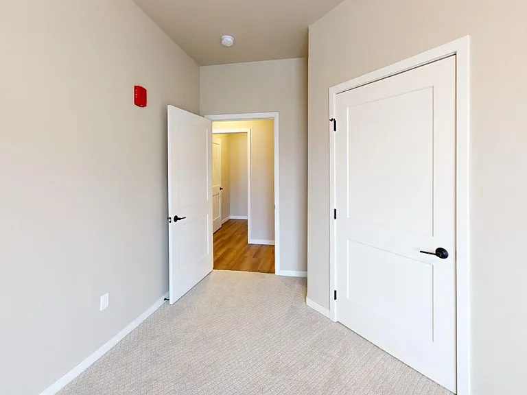 The Plains Apartments — Photo 75