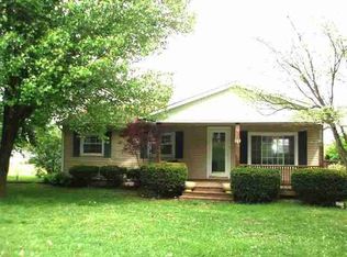 2712 N Eby Dr, Connersville, IN