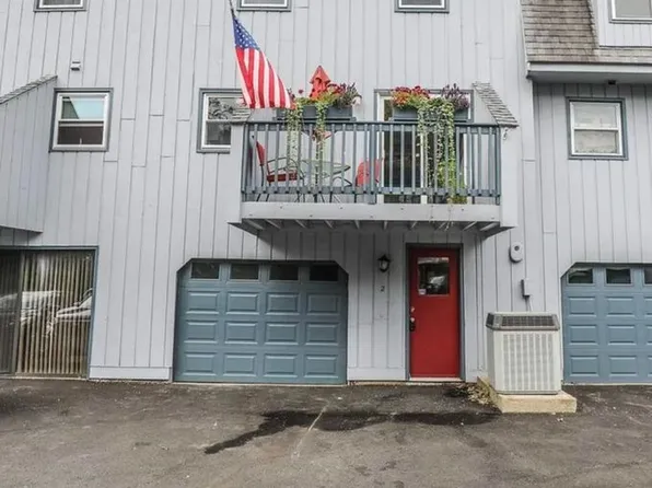 2 Bluestone Dr #2, Nashua, NH 03060