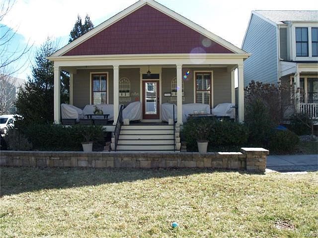 3343 North Canal Way will debut shortly.  Interior painting almost finished.  Prime location overlooking the gardens leading to the Lake.  Professional Photos to follow.
