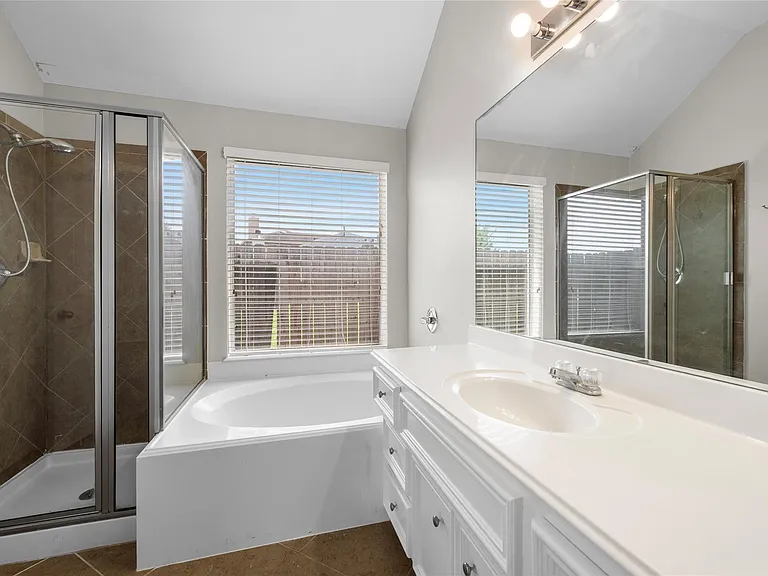 13134 Arden Ridge Ln — Photo 16
