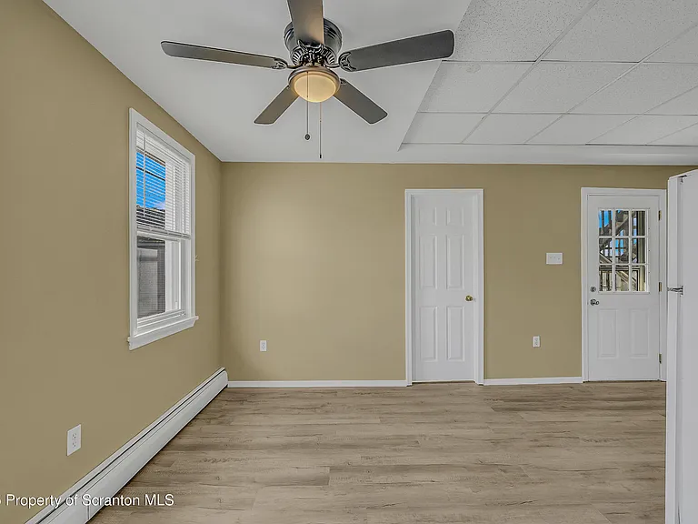 538 Birch St #3 — Photo 7