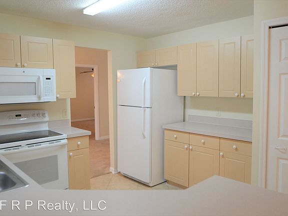 4th image of 2968 Corrigan Dr