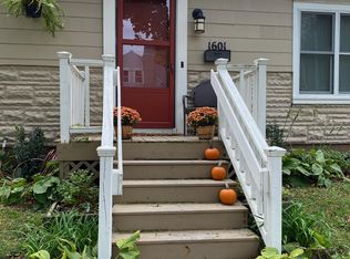 1601 Center Ave, Iowa City, IA