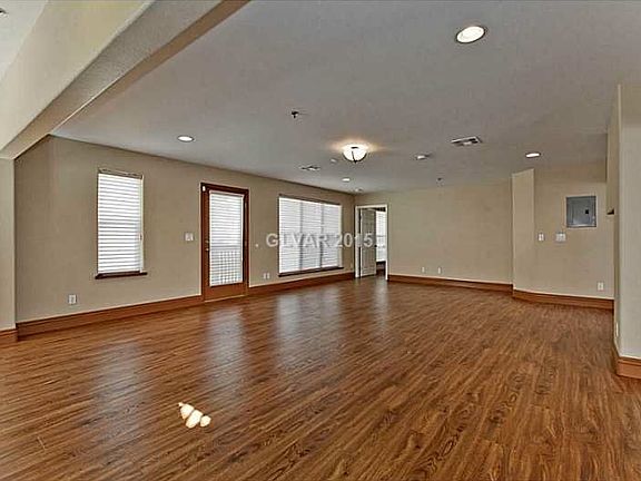 5th image of 262 Forest Valley Ct