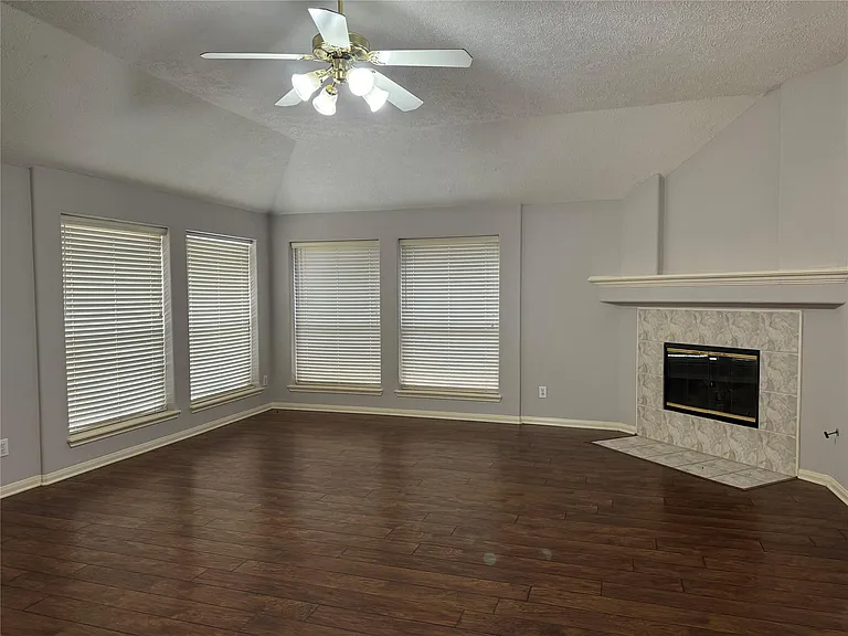 2711 Kimbleton Ct — Photo 13