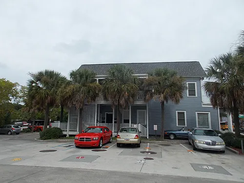 244 Calhoun St #C Photo 1