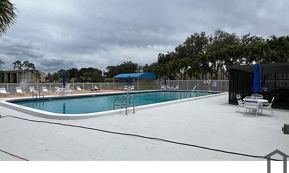 4th image of 501 Shady Pine Way APT D1