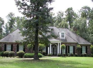 329 Dummy Line Rd, Madisonville, LA 70447