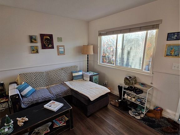 2nd image of 1211 Bryce Way