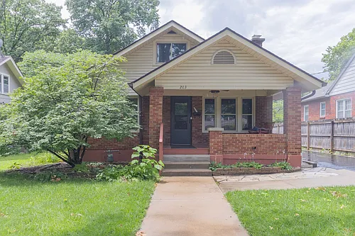 203 Edgewood Ave Photo 1