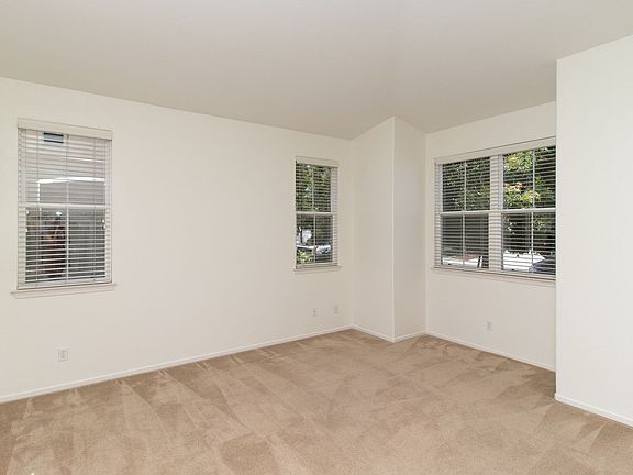 4th image of 1551 Loma Alta Dr
