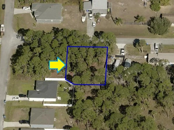 486 Truvall St SW, Palm Bay, FL 32908