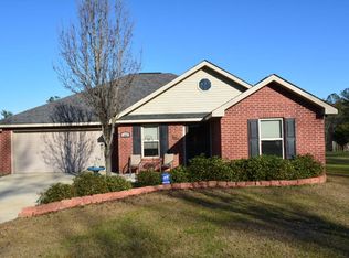 100 Bradley Rd, Carriere, MS 39426