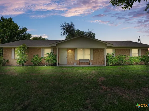 151 Windy Ln, Taylor, TX 76574
