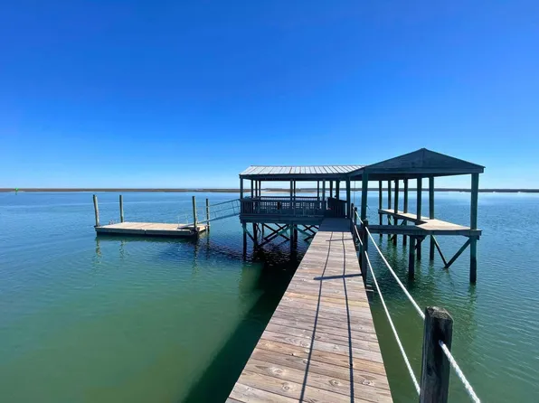 1049 Main Sail Ct, Awendaw, SC 29429