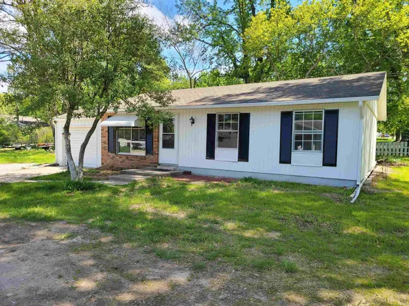 102 Robin Ln, Vincennes, IN 47591
