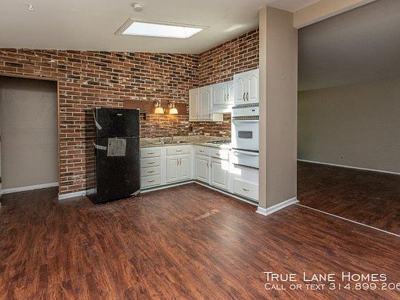 5th image of 1055 Cheyenne Dr