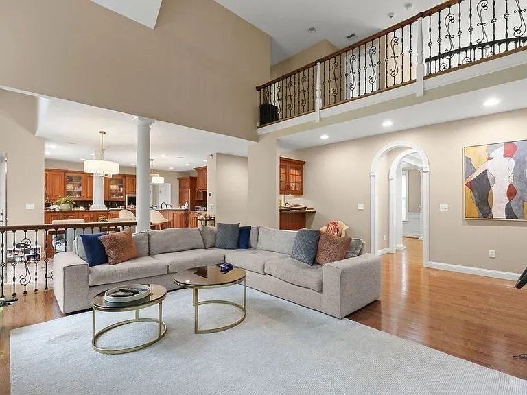 12 Ronald C Meyer Dr — Photo 6
