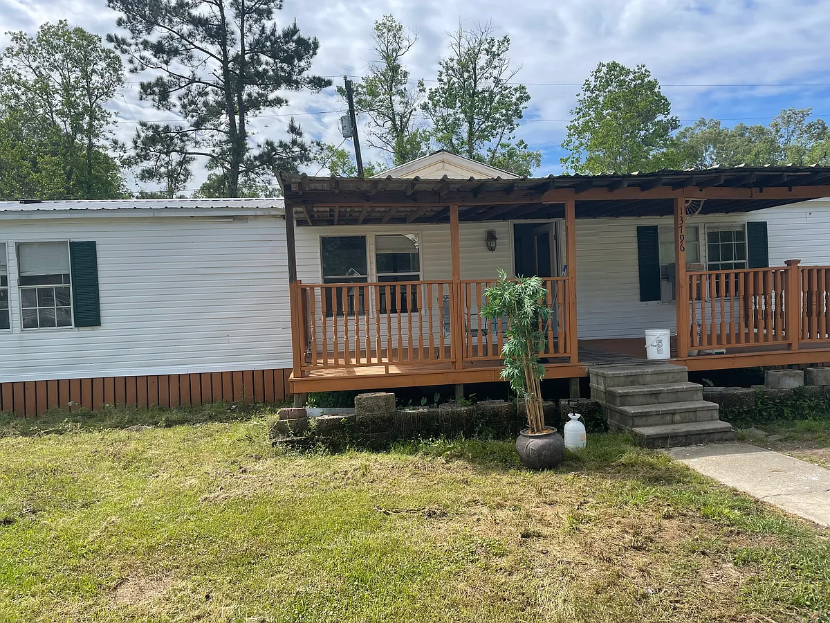 Building Photo - 13796 Brittany Ct