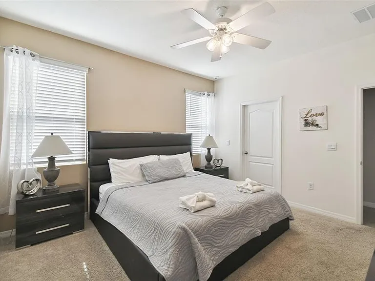 7704 Oakmoss Loop — Photo 59