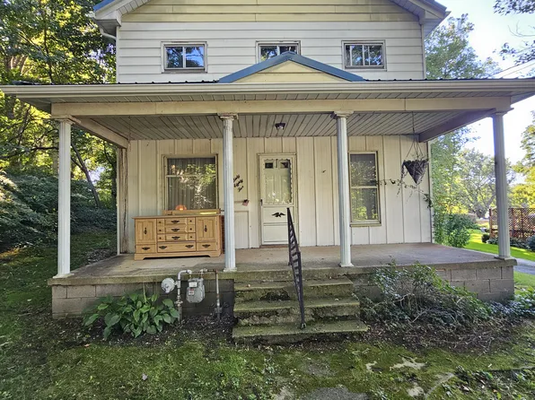 6085 Lake St, Kingsville, OH 44048