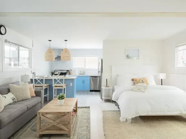 177 Santa Ana Ave APT B, Long Beach, CA 90803