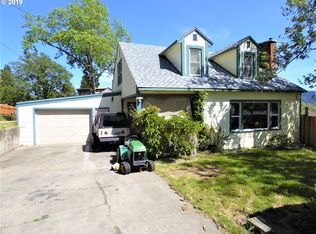 917 NE Orchard Dr, Myrtle Creek, OR 97457
