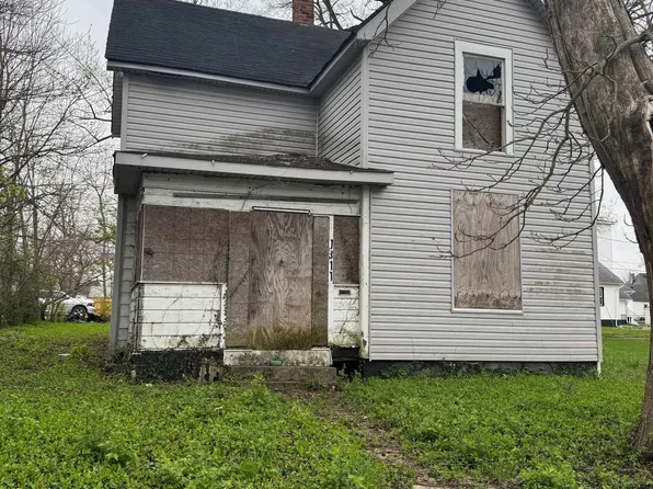 1311 E 1st St, Muncie, IN 47302