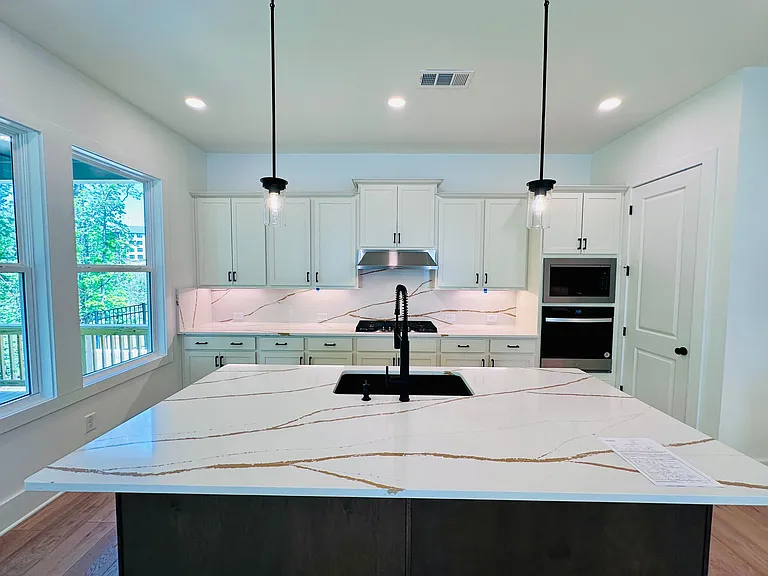 1225 Westshore Dr — Photo 24